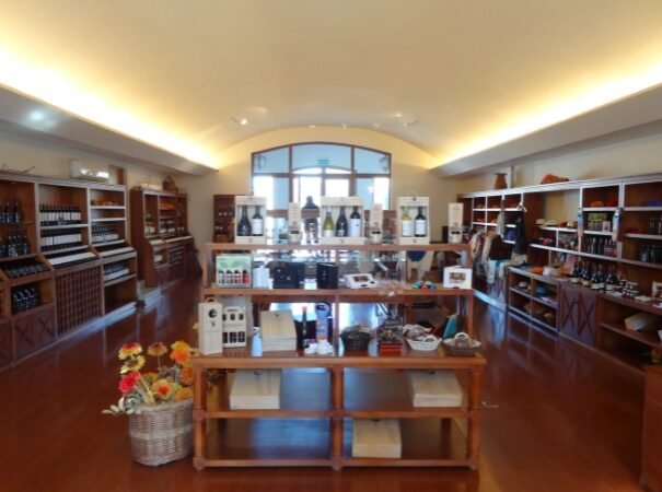 El Cuadro Wine Shop