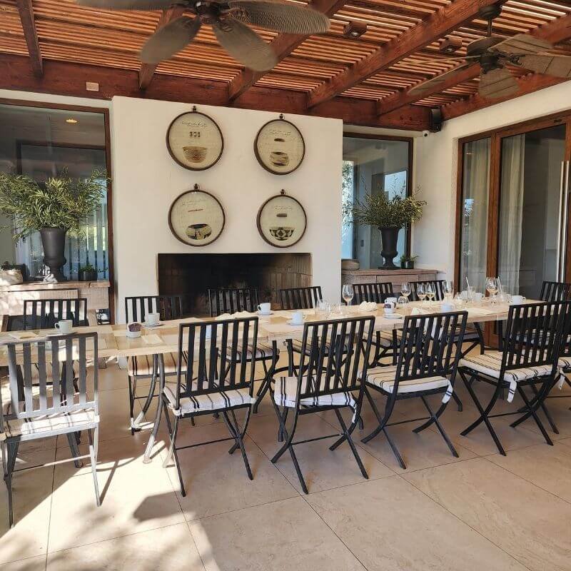 Tanino Outdoor seating